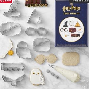New Williams Sonoma Harry Potter Cookie Cutter Set